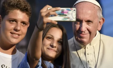 Social network: La Chiesa chiede la responsabilità dei cattolici