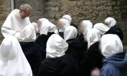 Lo scandalo camuffato di spiritualità