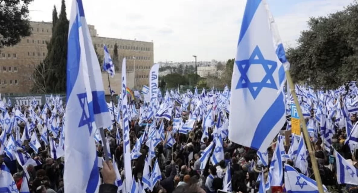 A Gerusalemme gli israeliani continuano la protesta  per la riforma giudiziaria
