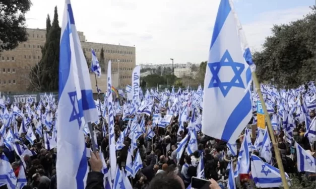 A Gerusalemme gli israeliani continuano la protesta  per la riforma giudiziaria