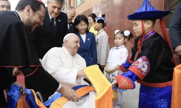 Il successore di Pietro per la prima volta in Mongolia 