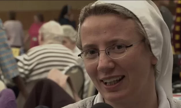 Papa Francesco nomina Suor Simona Brambilla Segretaria del Dicastero per la vita consacrata