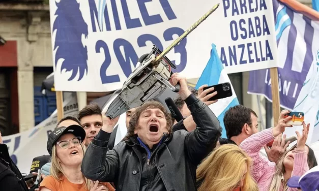 In Argentina il candidato antisistema Javier Milei non spopola al primo turno