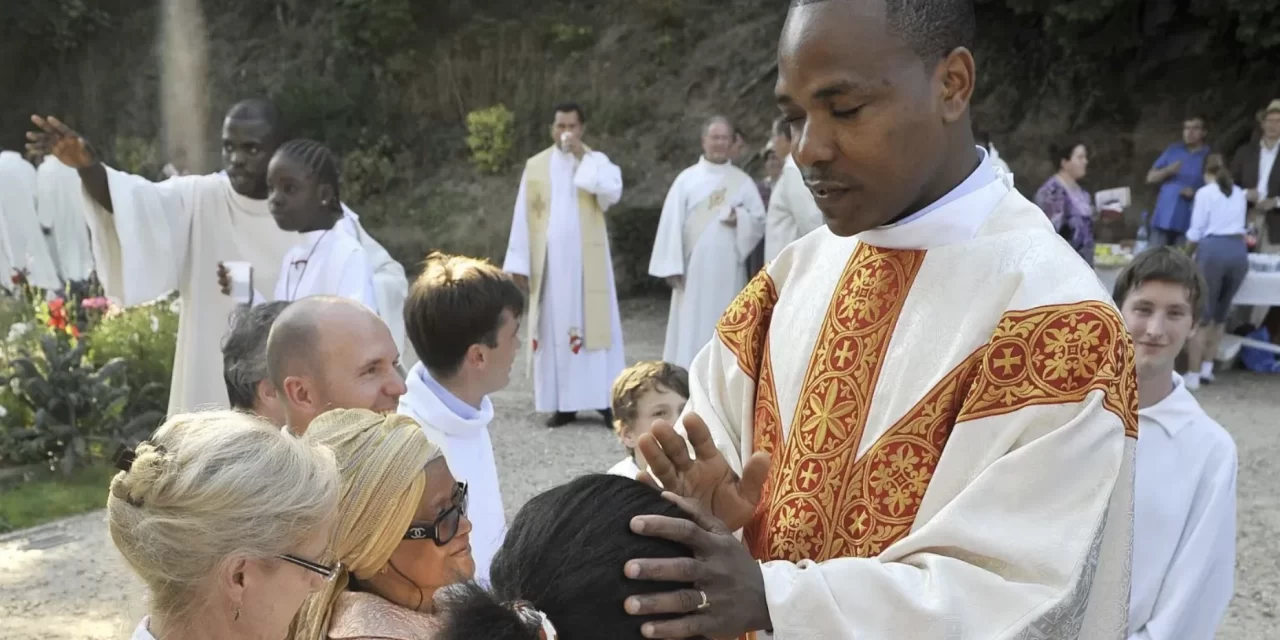 I sacerdoti africani in Occidente tra tensioni e scambio di doni