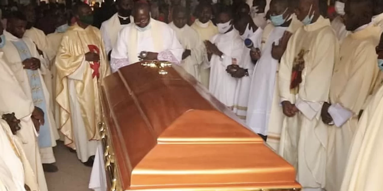 Invochiamo Maria per la Nigeria 