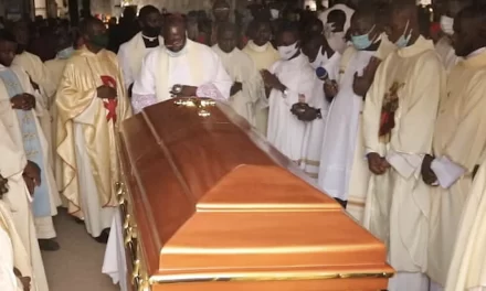 Invochiamo Maria per la Nigeria 