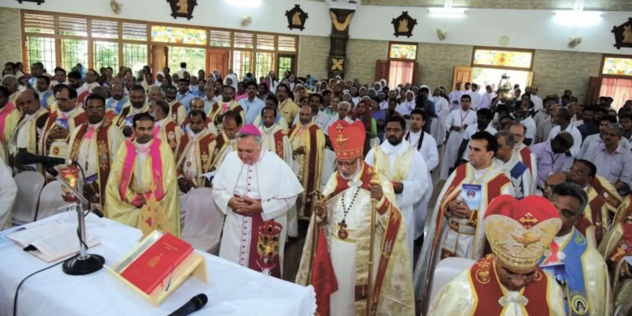 Il Papa ammonisce alcuni cristiani in India: “Non diventate una setta!”