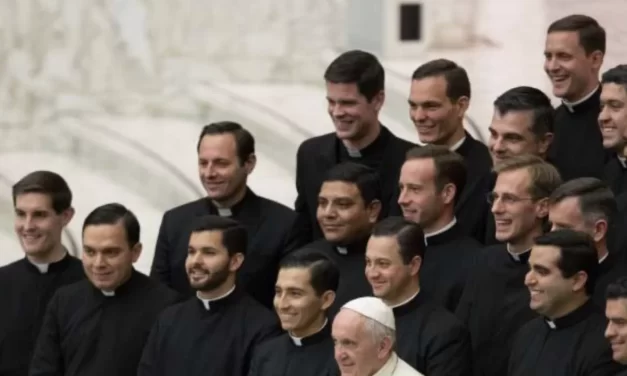 Papa Francesco: i suoi consigli ai seminaristi francesi