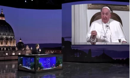 Papa Francesco spera che l’inferno sia “vuoto”