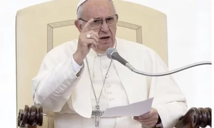 IL PAPA CONTRO LA CORRUZIONE IN VATICANO