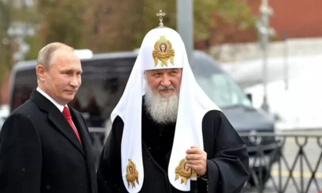 La critica degli intellettuali a Putin