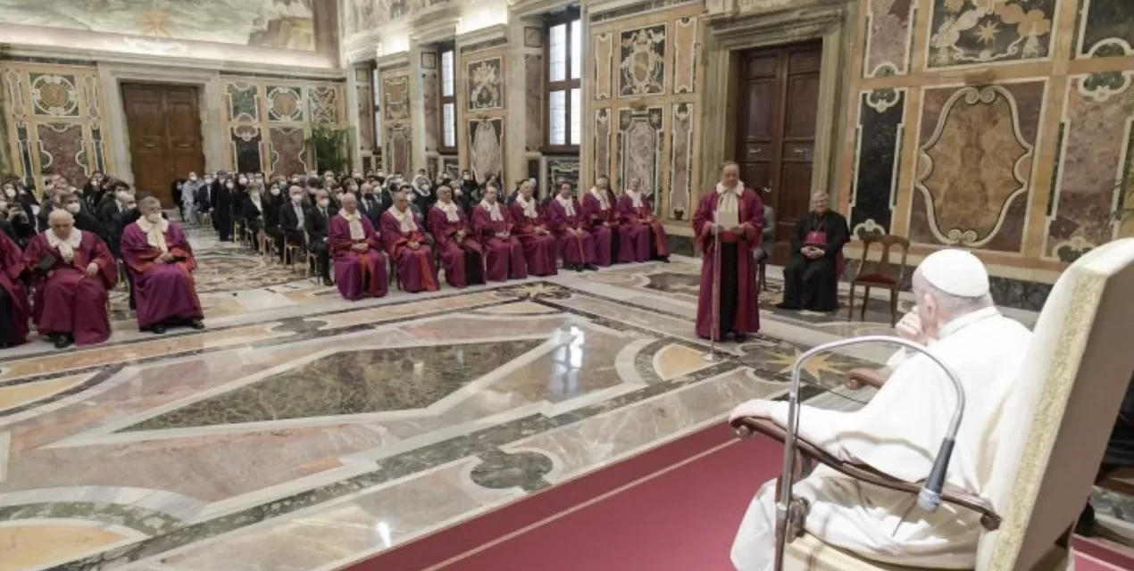 Papa Francesco: Nel percorrere la via della giustizia è necessario un coraggio senza protagonismi