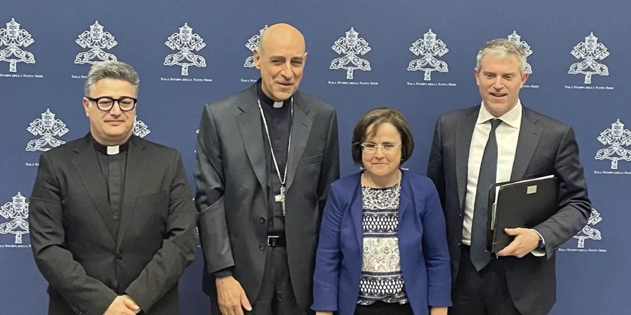 Presentato alla stampa “Dignitas Infinita”, documento pontificio sulla dignità umana