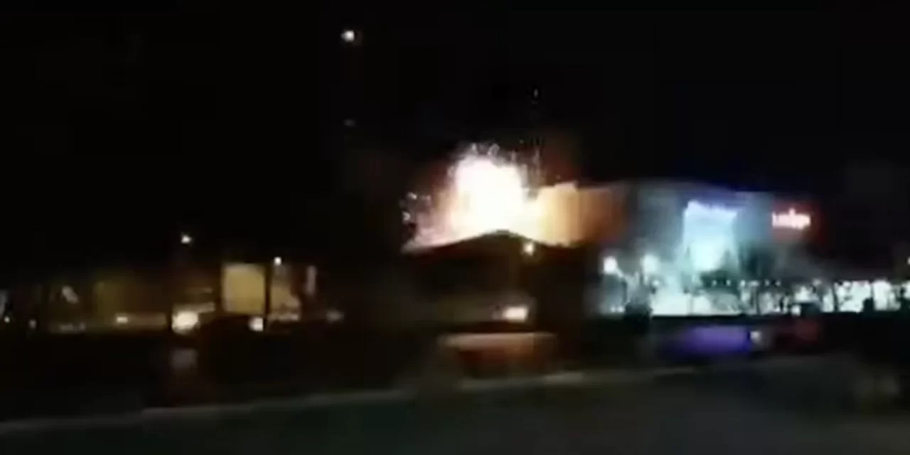 Israele replica all’Iran con un contenuto attacco di droni a Isfahan