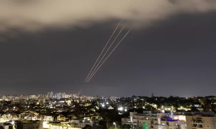 Attacco Iraniano a Israele: Uno Strumento di Propaganda Interna?
