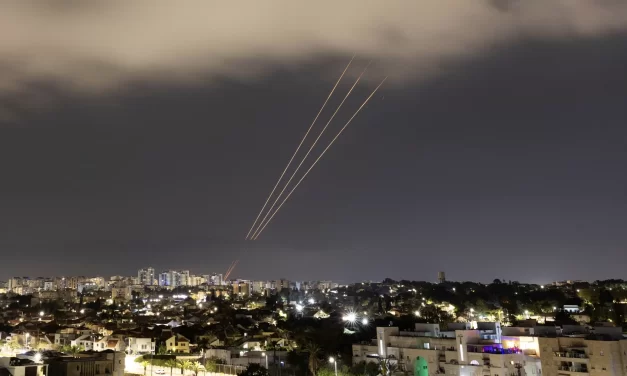 Attacco Iraniano a Israele: Uno Strumento di Propaganda Interna?