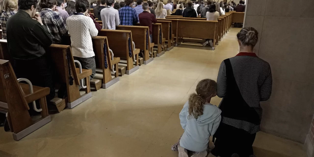 I giovani degli USA cercano nel cattolicesimo sicurezze dottrinali
