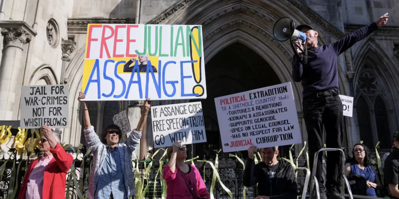 Il dilemma Assange: Libertà di stampa e sicurezza nazionale a confronto