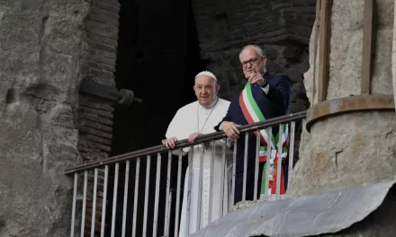 La Visita di Papa Francesco in Campidoglio: Un Ritorno al Cuore di Roma