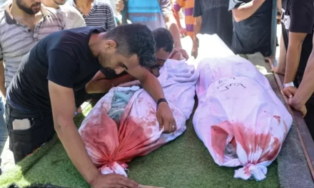 Continua la carneficina a Gaza sotto lo sguardo impotente della comunità internazionale