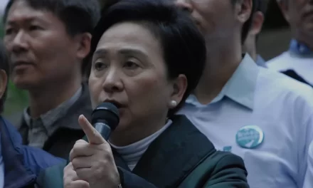 Hong Kong: Da “Città del Mondo” a Simbolo di Repressione