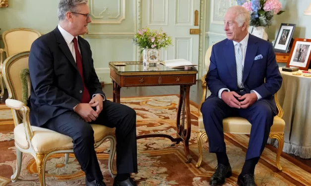 Keir Starmer riporta il Partito Laburista al Governo nel Regno Unito