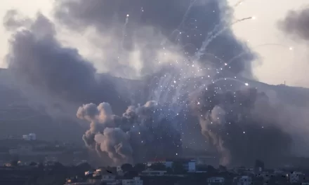 Gli Stati Uniti e Israele: l’ipocrisia del “non coinvolgimento”