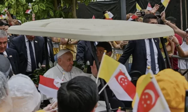 Papa Francesco a Singapore: Un ponte tra cultura e fede in un hub globalizzato