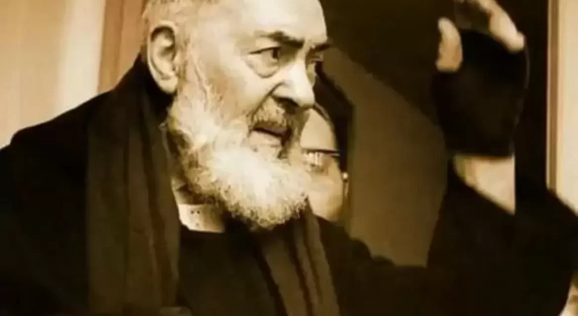 San Pio resiste a santoni e impostori