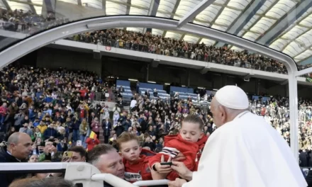 Papa Francesco ai cattolici belgi: Apertura, comunione e testimonianza