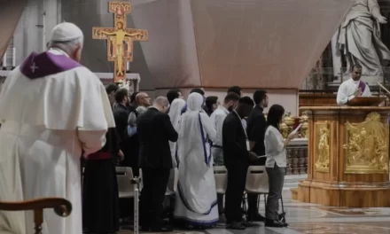 La Chiesa penitente: il richiamo del Papa alla riconciliazione