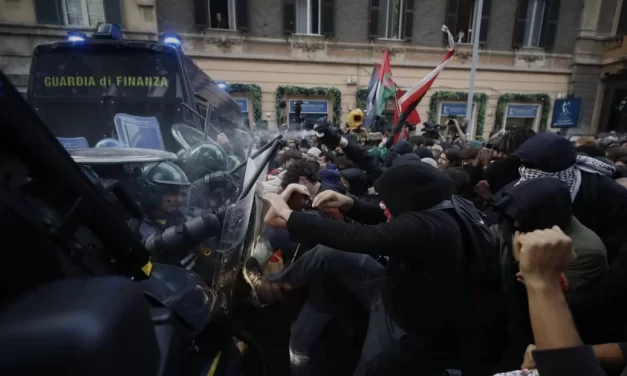 Scontri tra manifestanti pro Palestina e Polizia