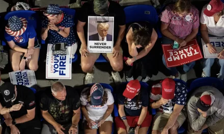 Elezioni 2024: L’immagine di Trump e la sfida alla storia americana