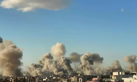 LIBANO: Si annuncia la tregua, ma si bombarda Beirut