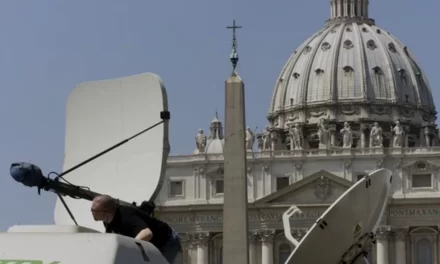 La Chiesa e la sfida della comunicazione nel mondo contemporaneo