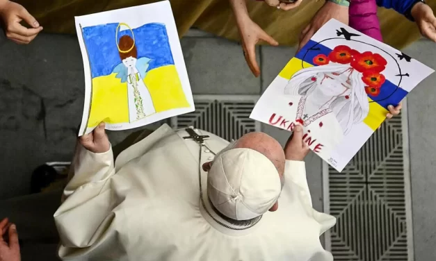 Papa Francesco richiama alla coscienza globale per i 1000 giorni di guerra in Ucraina