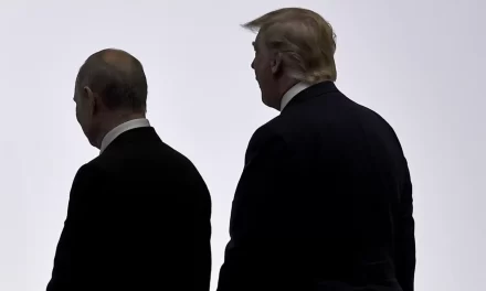 La Russia si mantiene prudente sugli effetti del ritorno di Trump