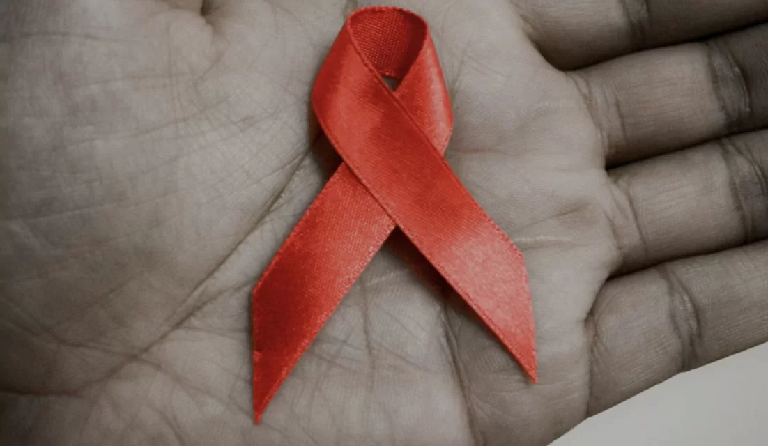 HIV e AIDS: perché non possiamo permetterci di non pensarci
