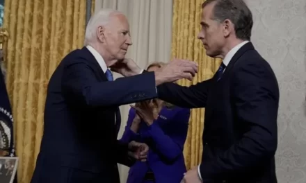 La tradizione controversa delle grazie dei presidenti negli USA