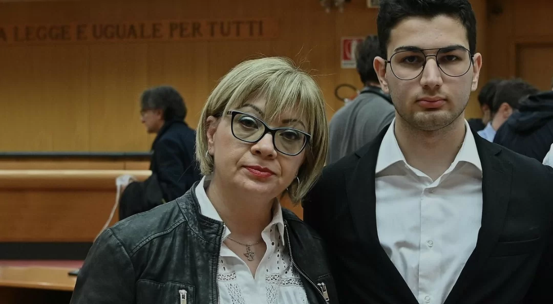 Assoluzione per Alex Cotoia: nuove prospettive lavorative all’orizzonte