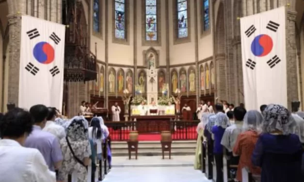 Le Chiese e la crisi politica in Corea del Sud: una società divisa tra fede e potere