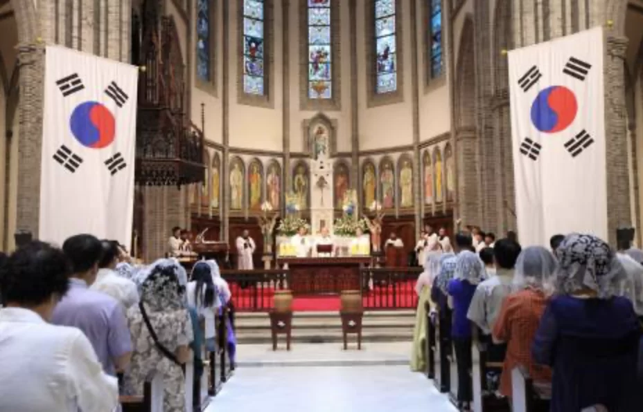 Le Chiese e la crisi politica in Corea del Sud: una società divisa tra fede e potere