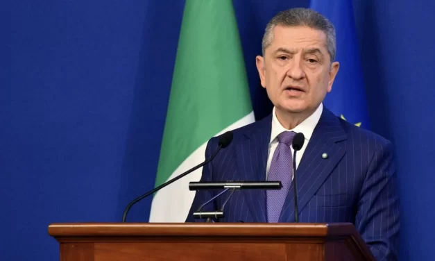 Debito pubblico italiano supera i 3.000 miliardi di euro: un nuovo record storico