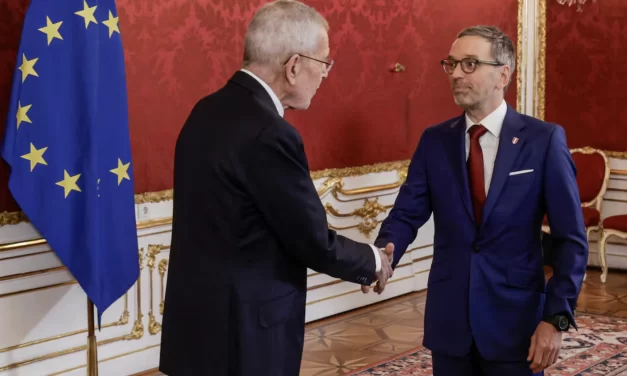 Austria: Il presidente Van der Bellen affida la formazione del governo al leader dell’estrema destra Herbert Kickl