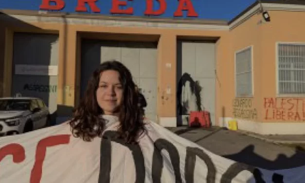 Perquisizioni indecenti sulle attiviste di Brescia