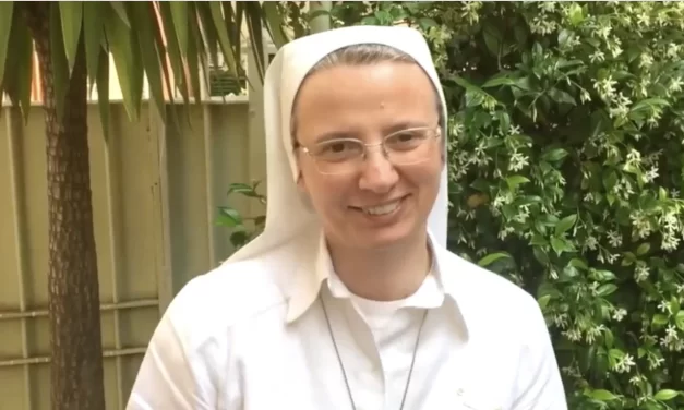 Papa Francesco nomina la prima donna a capo di un dicastero vaticano