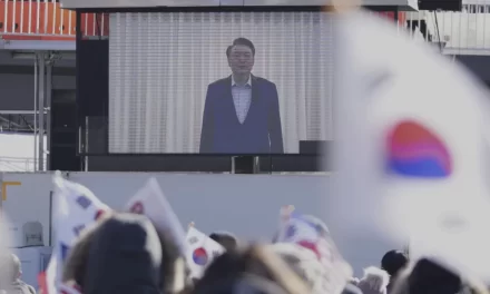 Arrestato il Presidente sudcoreano Yoon Suk-yeol
