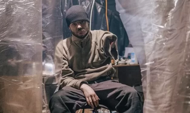 Ucraina: dopo tre anni di guerra, il futuro incerto tra tradimento e ricostruzione