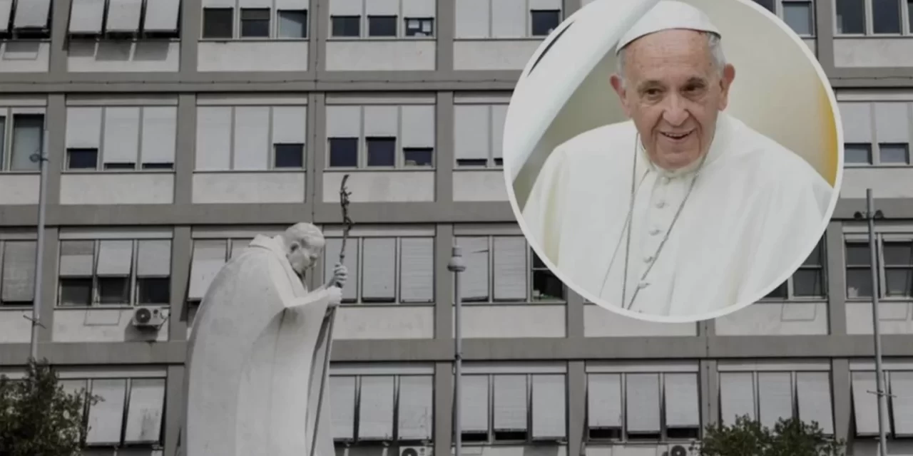 Il mondo si stringe in preghiera intorno a Papa Francesco per l’aggravarsi del suo quadro clinico