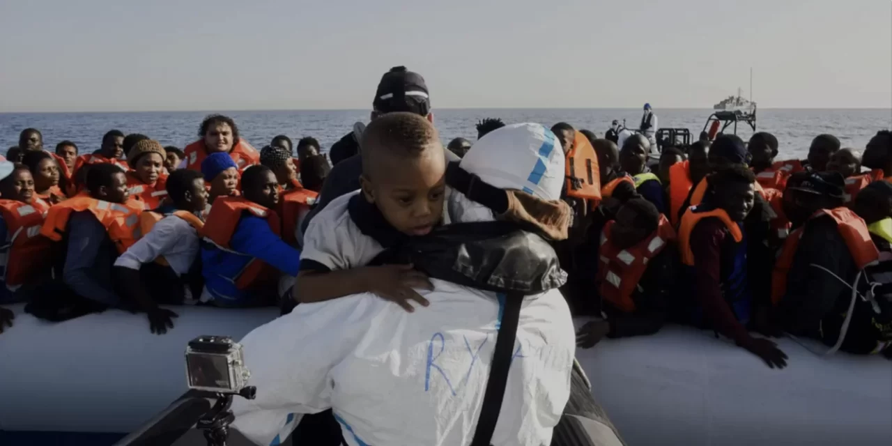 Immigrazione: gli sbarchi aumentano, il governo smentisce sé stesso